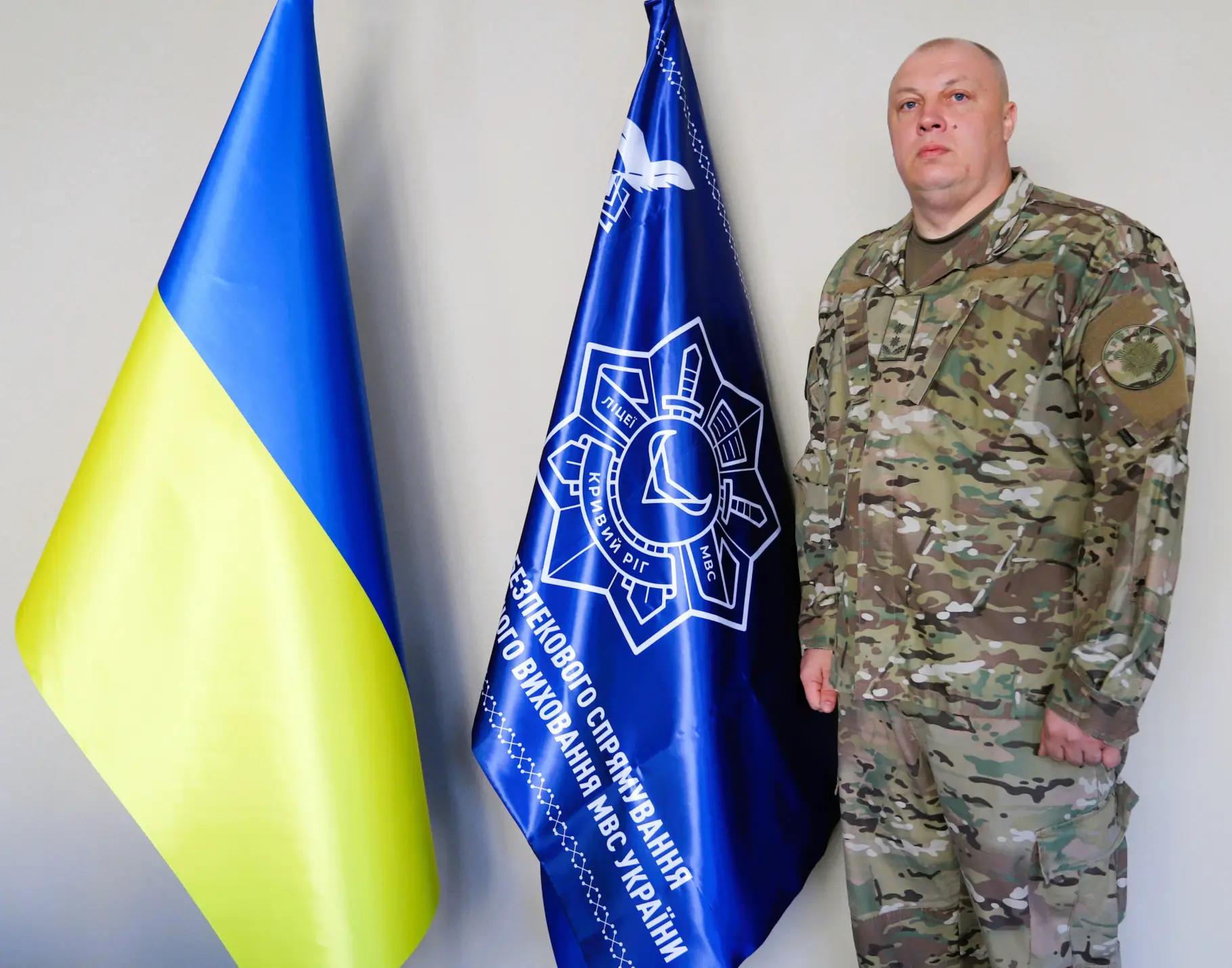 ТВЕРДОХЛІБ ОЛЕКСАНДР МИКОЛАЙОВИЧ